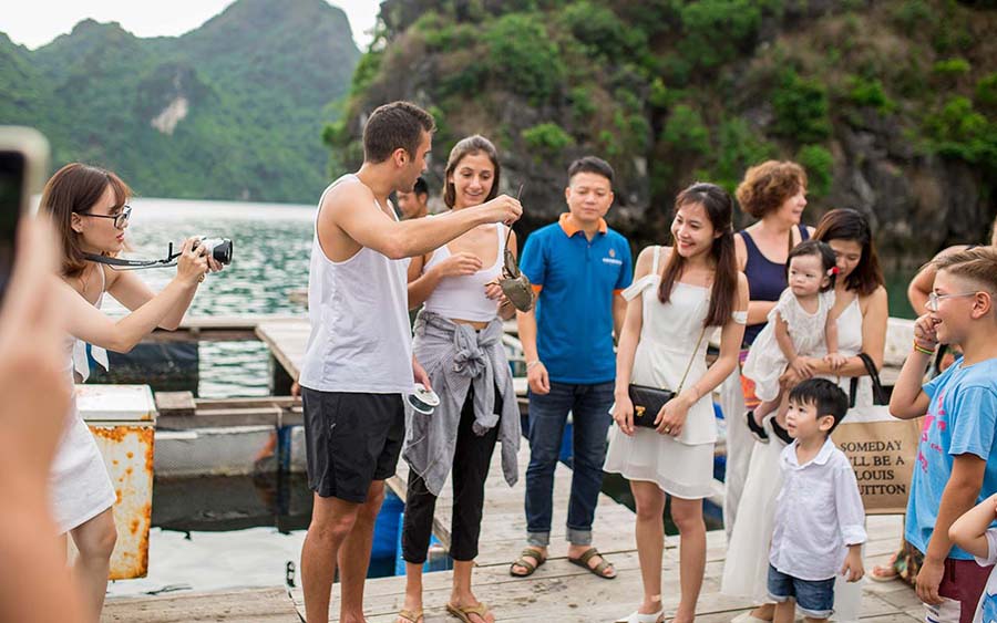 Cua Van Village: Halong Bay Biggest Ancient Fishing Village